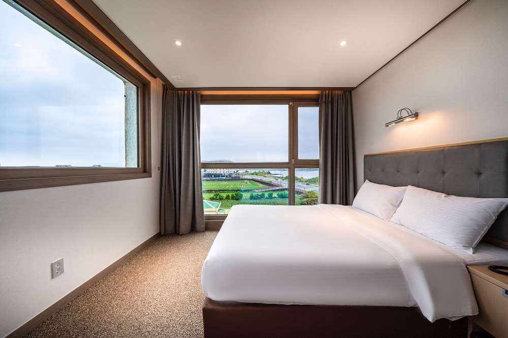Sunrise Hotel Sungsan 13/62