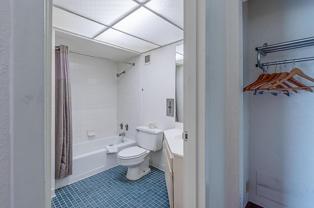 Room, 2 Double Beds, Motel6 Dumfries, VA 9/9