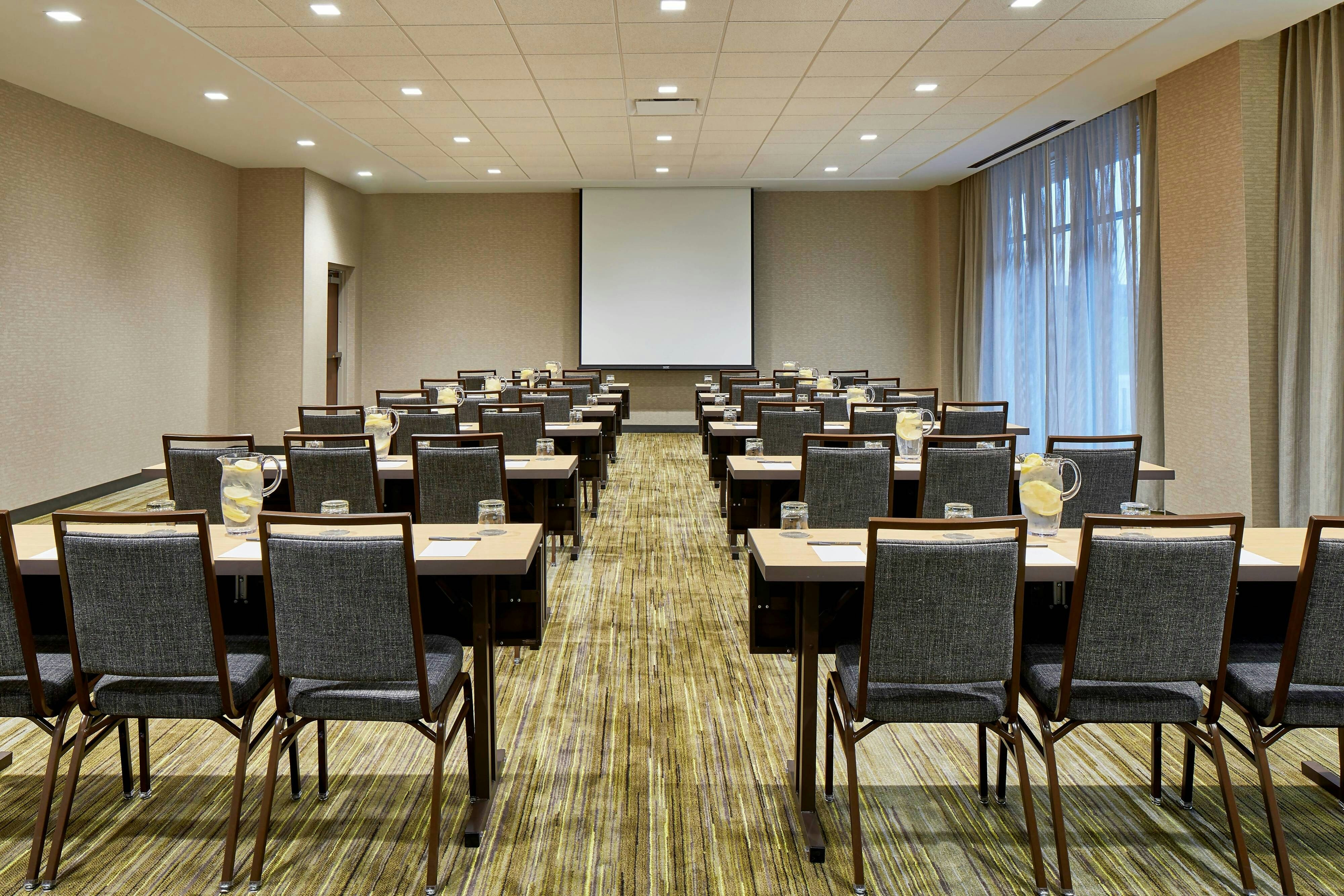 Courtyard by Marriott Baltimore Downtown/McHenry Row 44/55