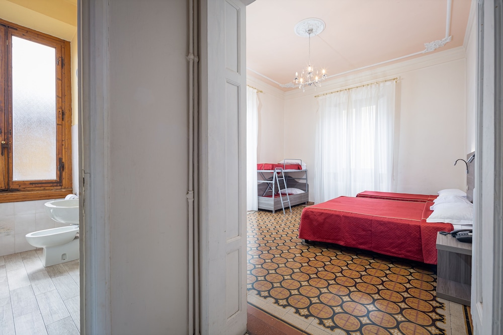 Astrid Hotel 19/74