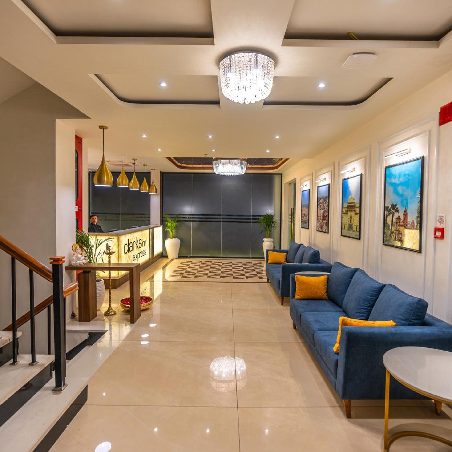 Clarks Inn Express Ayodhya 16/28