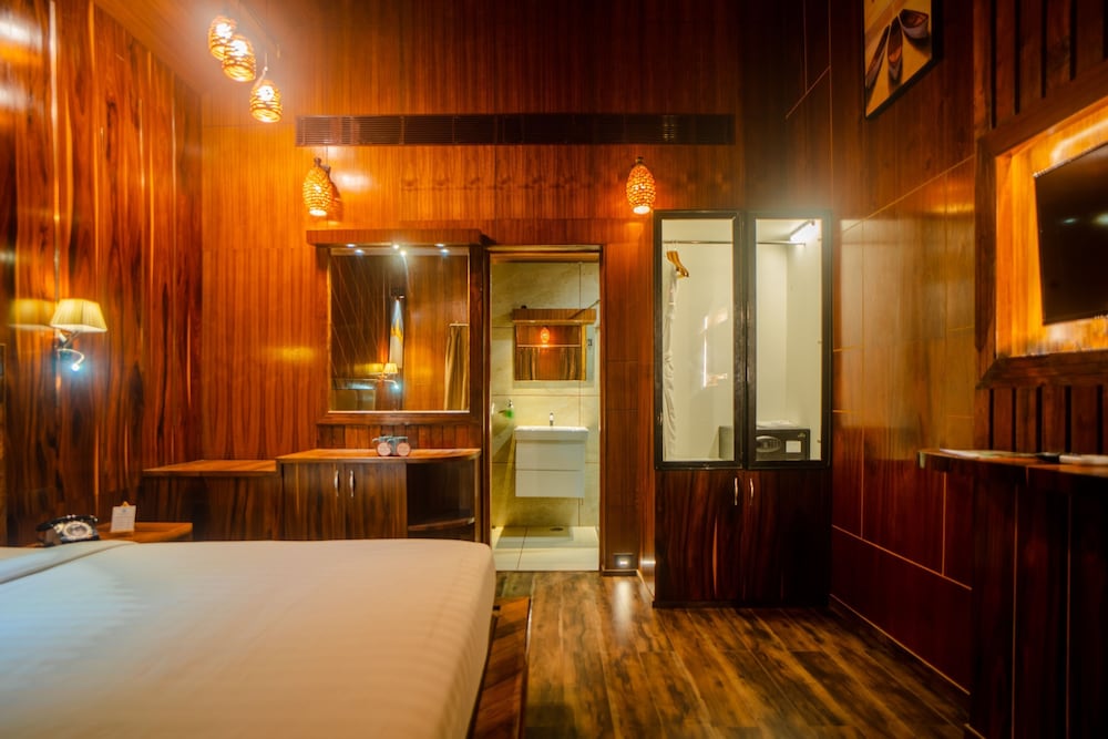 Coral Reef Resort 25/50