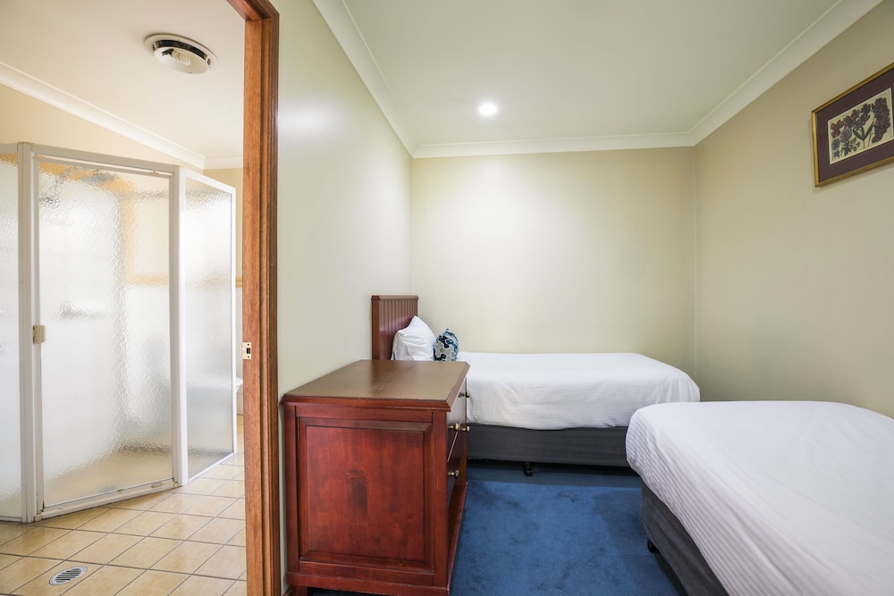 Nightcap at Federal Hotel Toowoomba 31/62