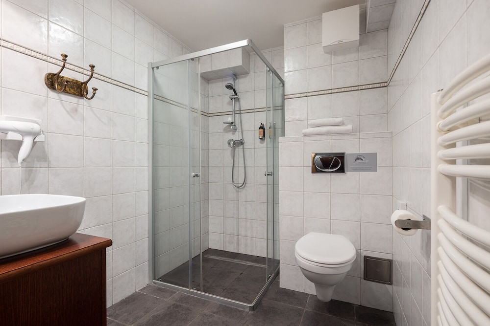 Pytloun Chateau Hotel Ctenice 30/31