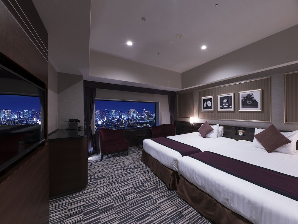 Luxury Floor City View Twin Room