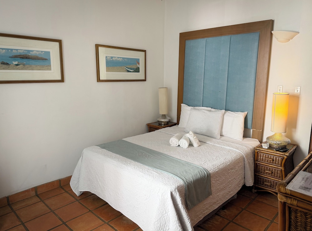 Acacia Boutique Hotel 34/75
