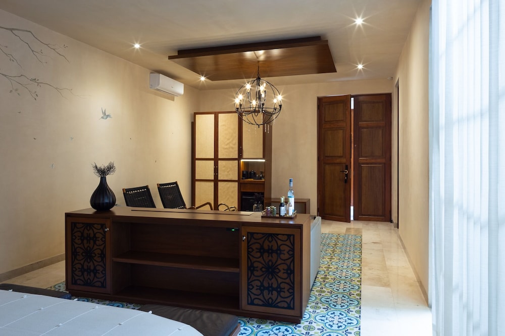 Adoro Hotel Boutique 2/50