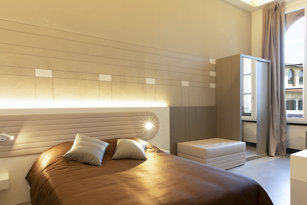 Palazzo Dei Ciompi Suites 11/71