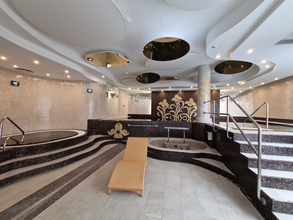 Spa Hotel Iris 48/56