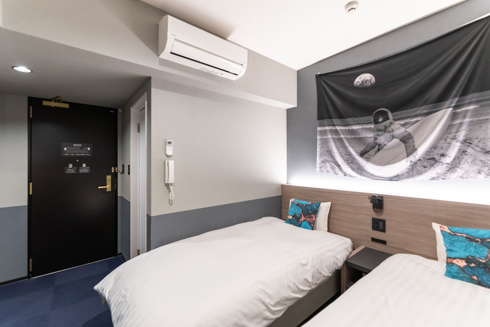 SUPERIOR, TWIN BEDS