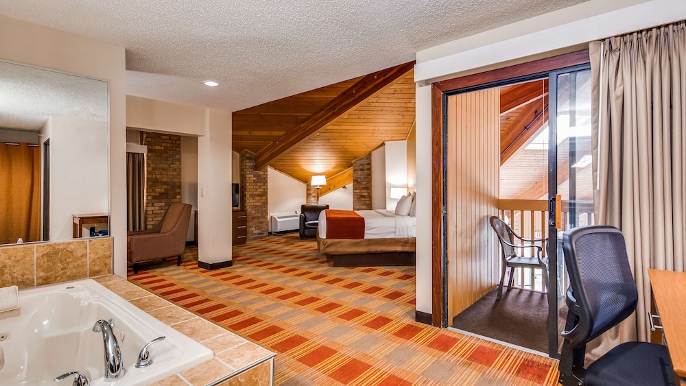 Best Western Lakewood Inn 22/37