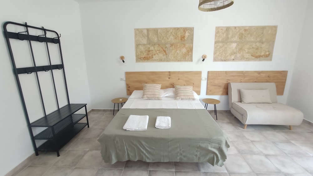Hostal Alma 7/17
