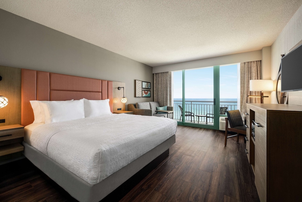 ROOM, KING BED, OCEAN FRONT, SOFA