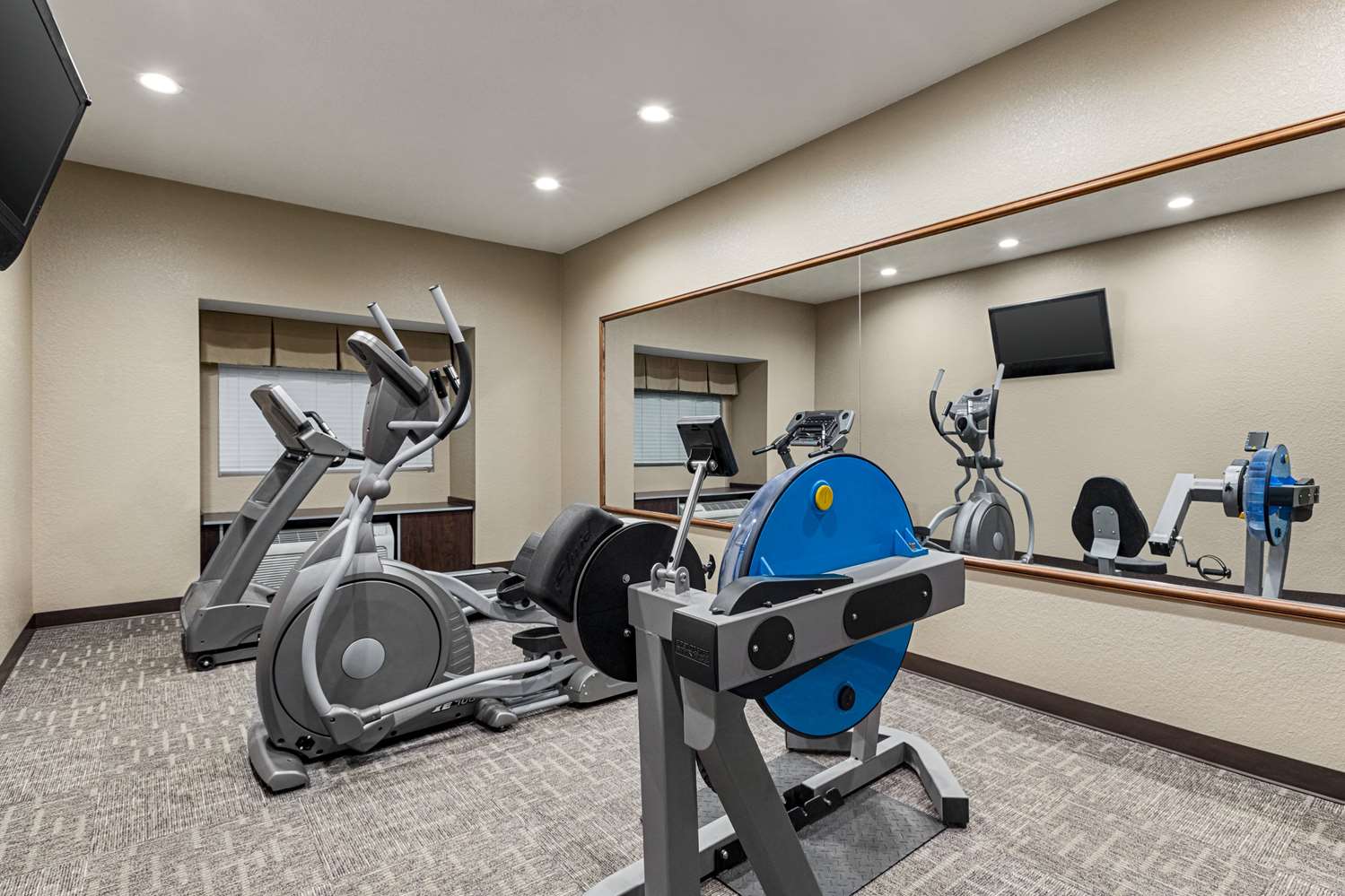 Microtel Inn & Suites by Wyndham Woodstock/Atlanta North 17/37