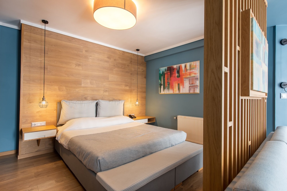 Heliotrope Boutique and Resort Hotels 15/65