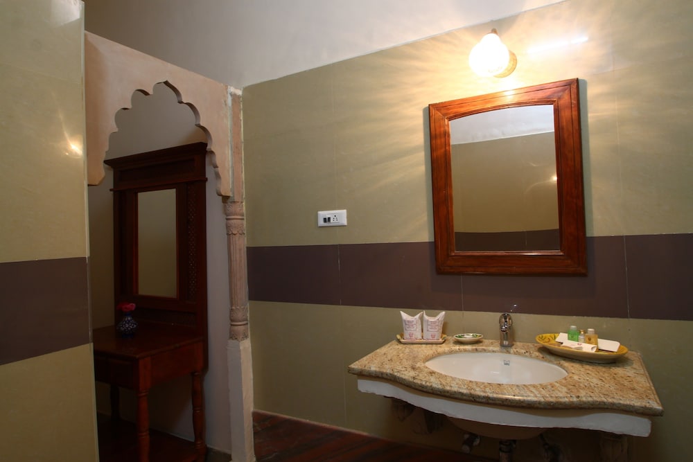 The Pushkar Bagh 26/27