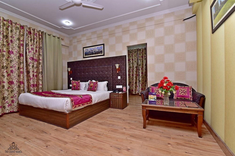 HOTEL THE GRAND MAMTA 10/23