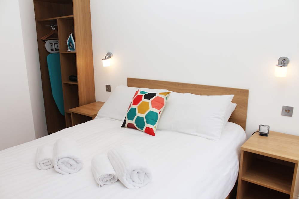 Flexistay Leicester Gables Aparthotel 11/34