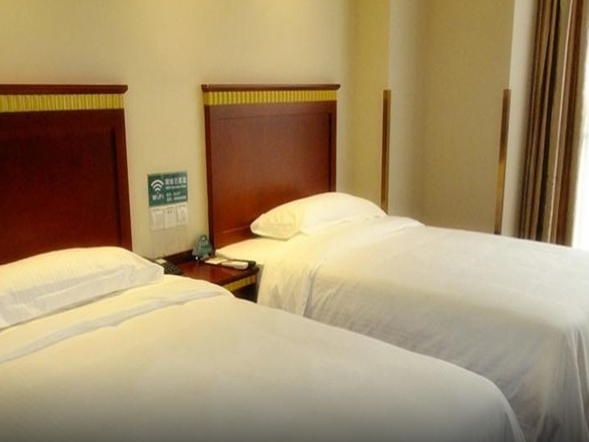 GreenTree Inn Beijing Daxing Xingye Street Liyuan Business Hotel 34/49