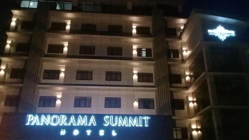 Panorama Summit Hotel 2/50