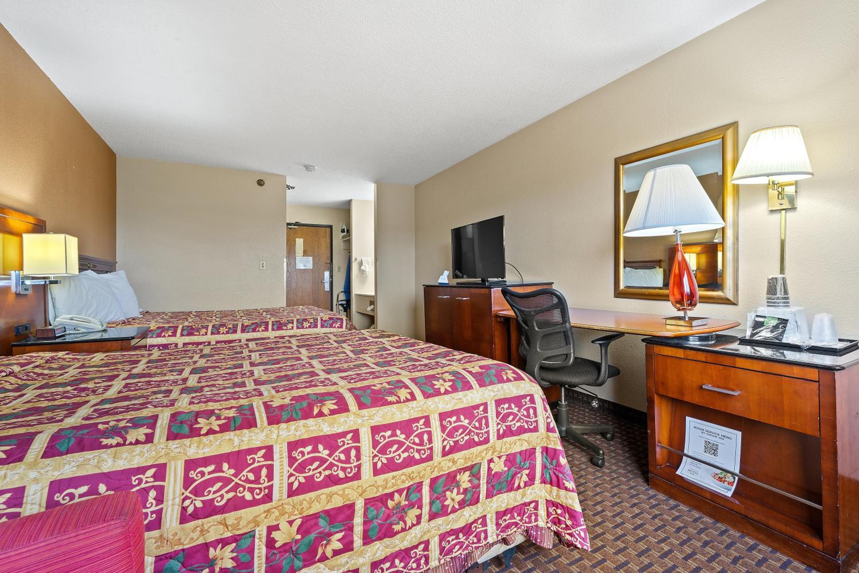 Geneva Motel Inn 12/26