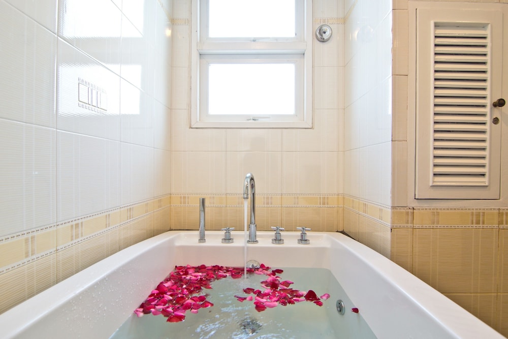 Lk Royal Suite 68/68