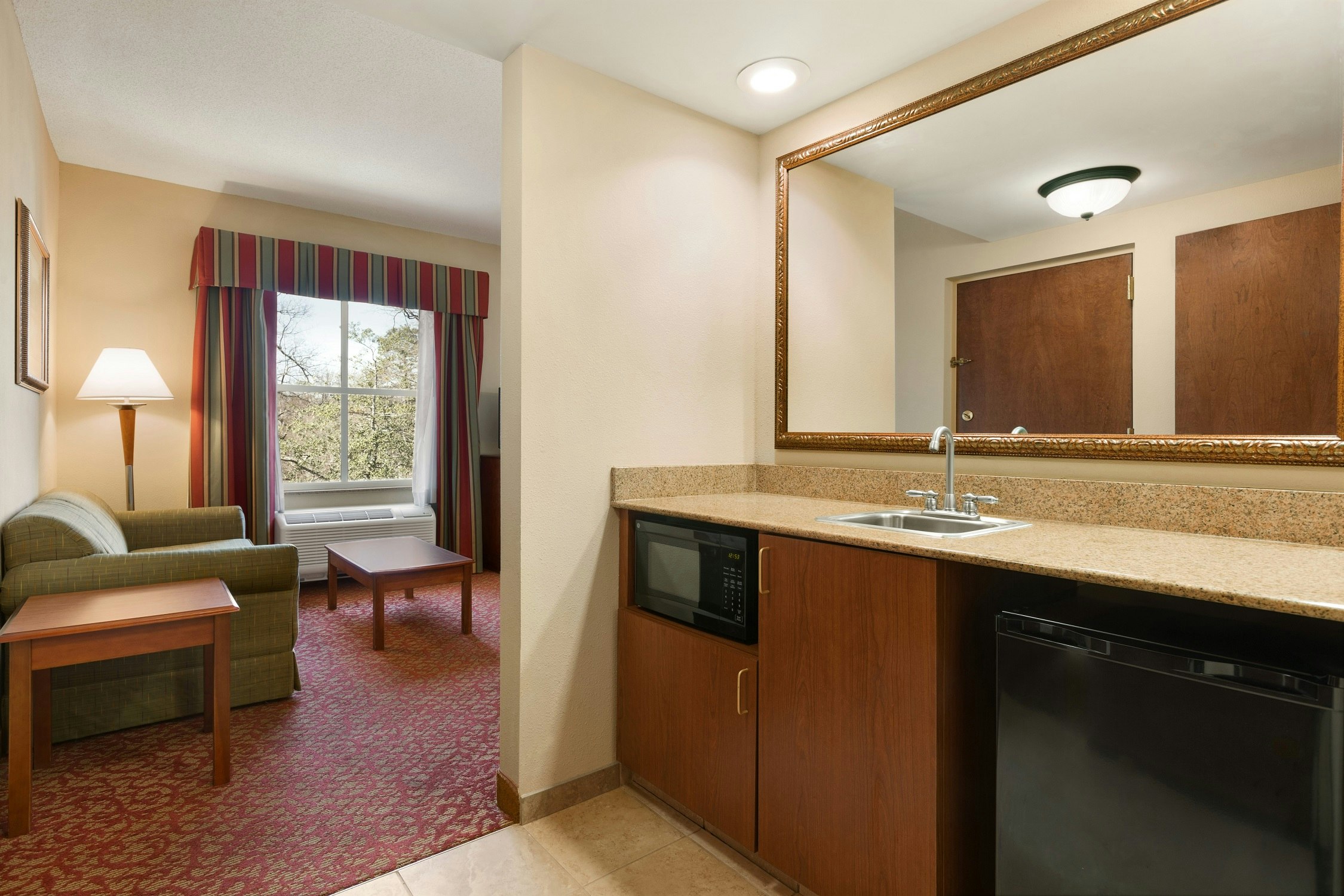 Hampton Inn & Suites Williamsburg Historic District 58/58