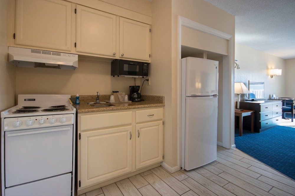 Atlantic OceanFront Inn 58/58