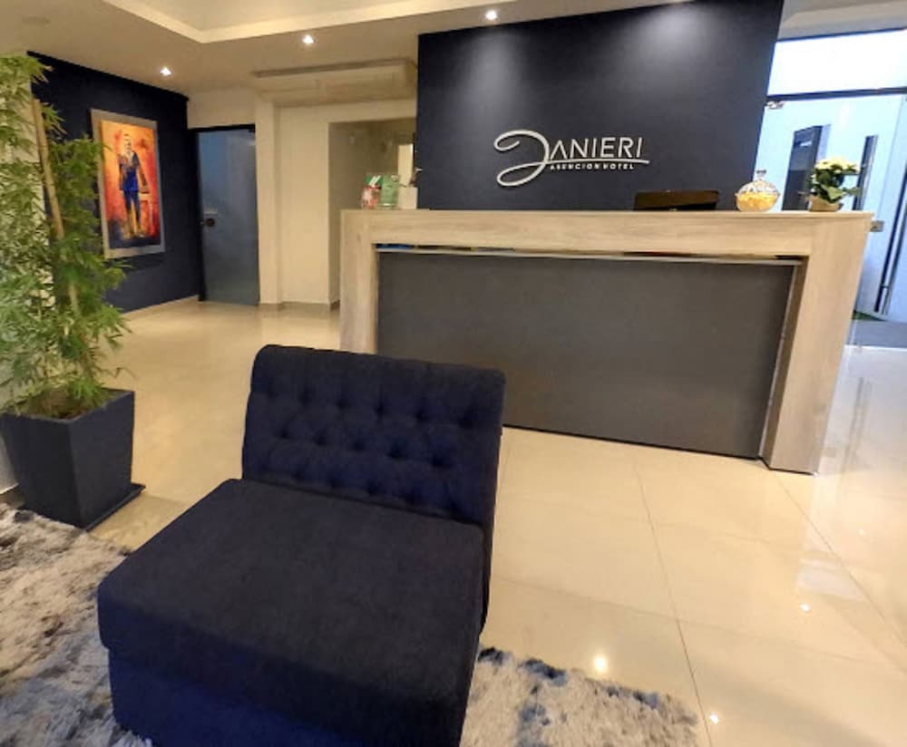 Di Danieri Hotel 3/50