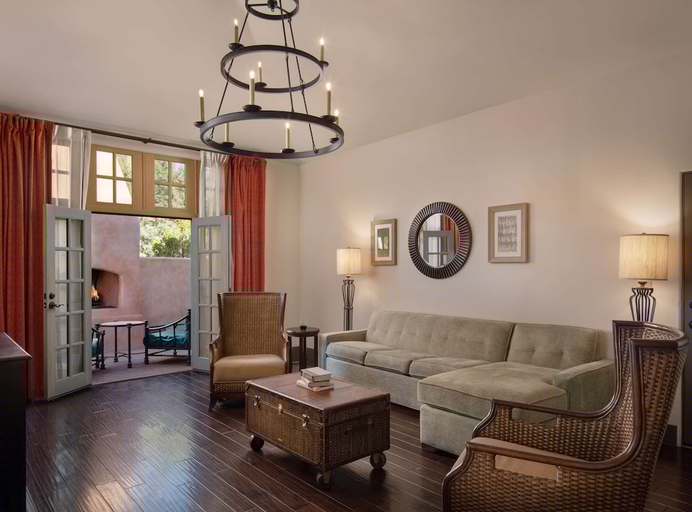Royal Palms Resort And Spa In the Unbound Collection By Hyatt Formerly Royal Palms Resort And Spa 43/76