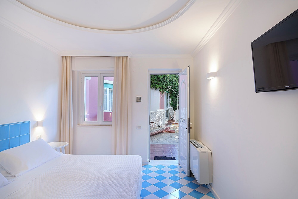 Hotel Continental Ischia 14/50