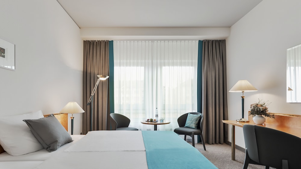 Dorint Hotel Dresden 11/50