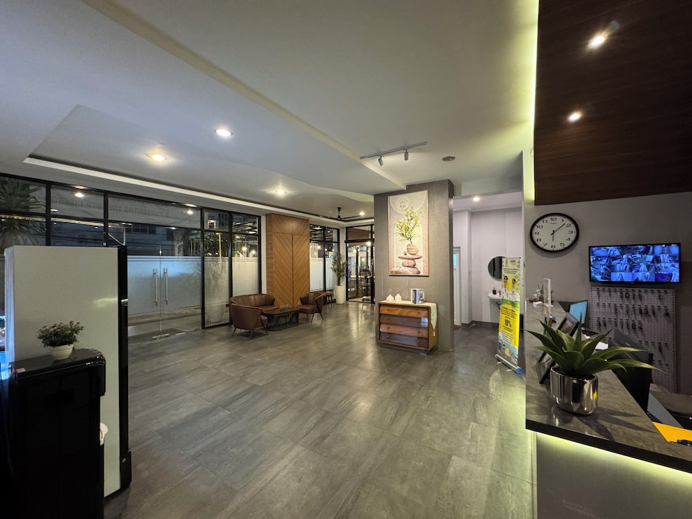 Rahayu Hotel Cirebon 14/60