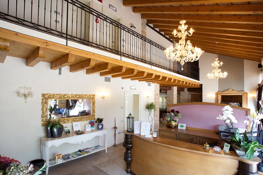Hotel Asolo 6/50