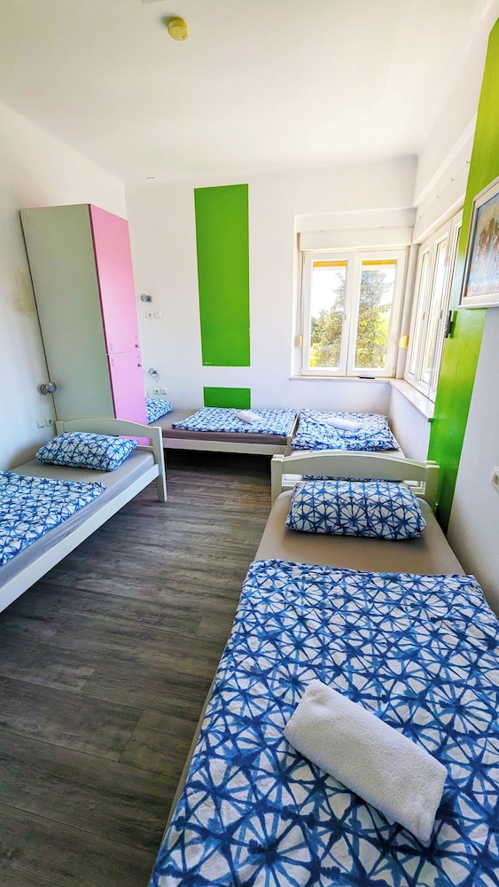 Croparadise Hostel 22/50