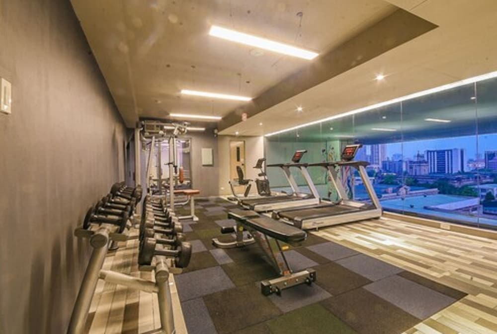 Pacific Skyloft Hotel 35/66