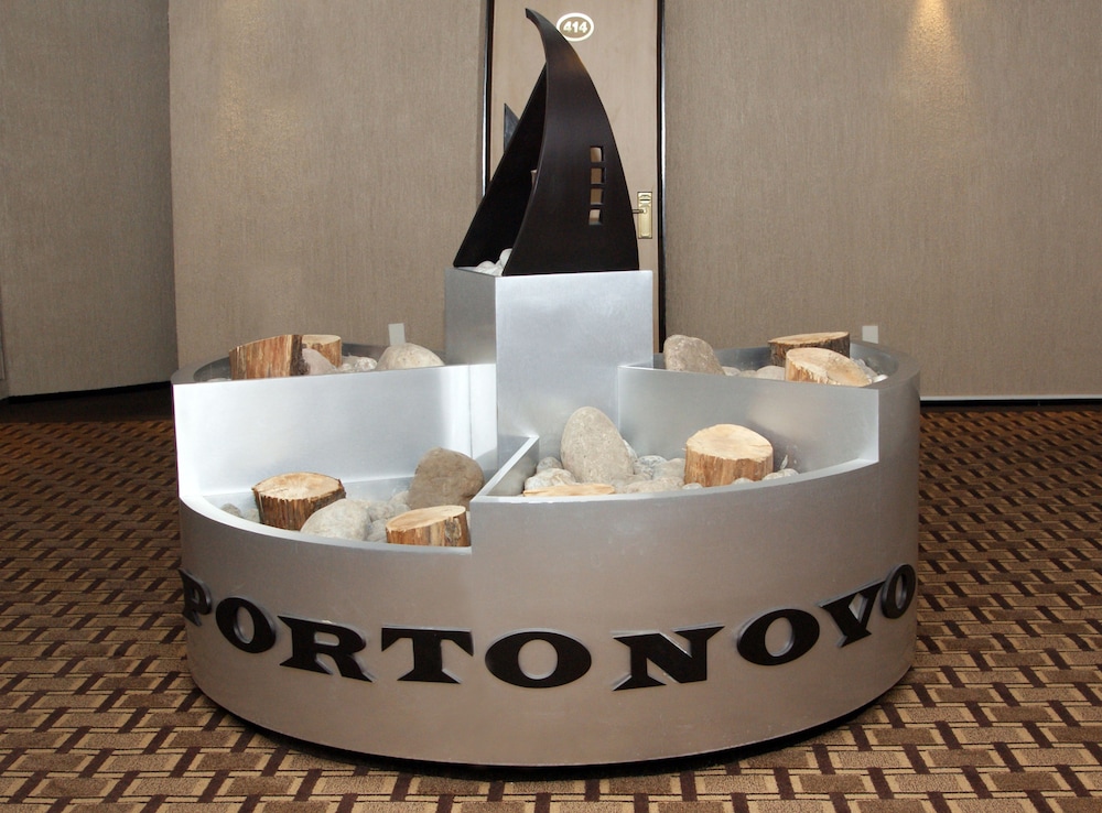 Portonovo Hotel & Suites photo4
