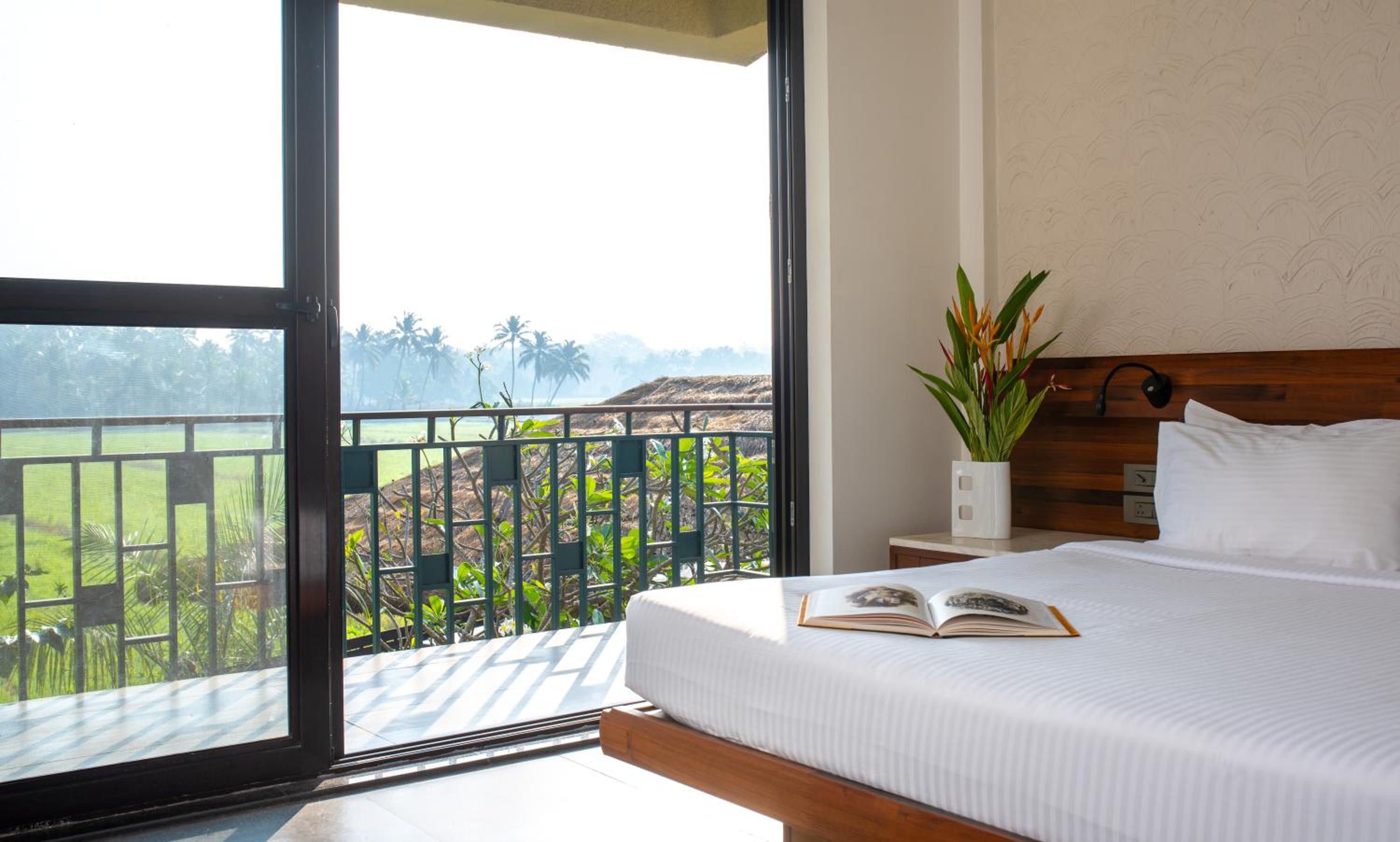 Superior, Double Bed, Paddy View