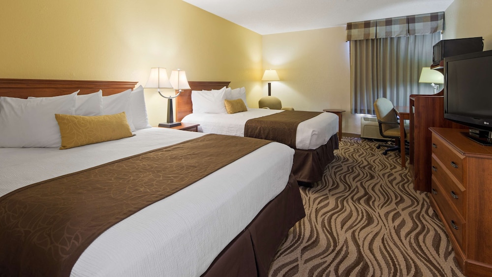 Best Western Plus Oak Mountain Inn 8/29