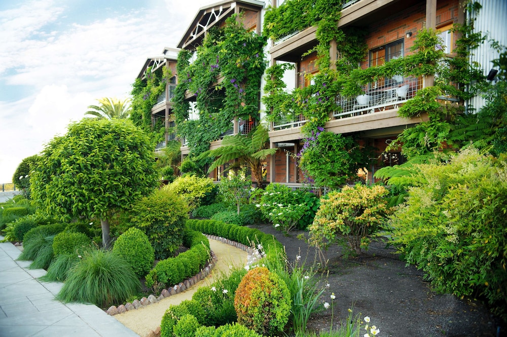 Napa River Inn 59/60