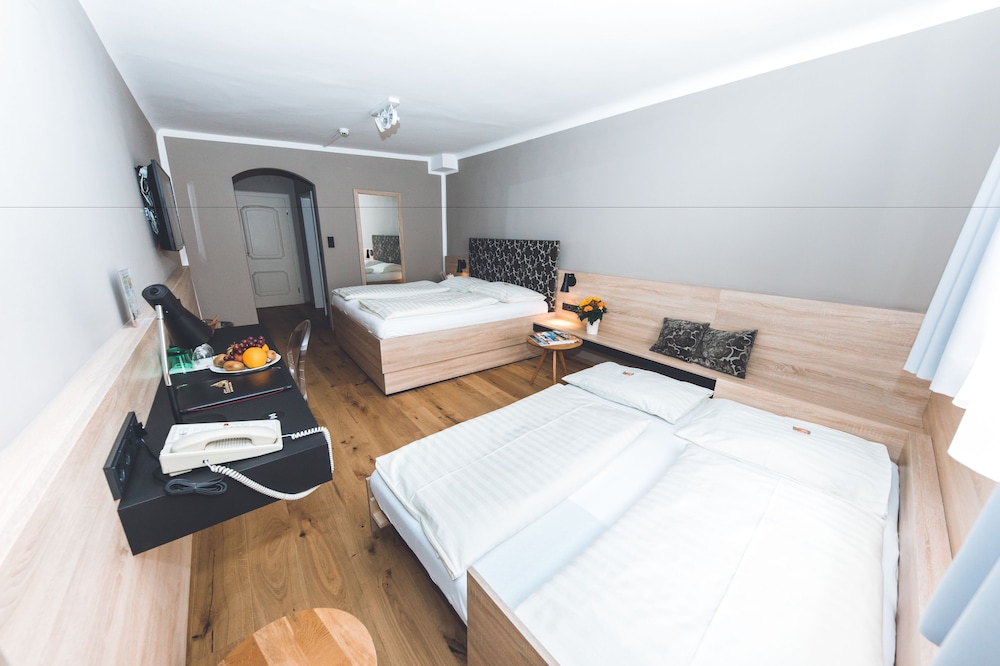 Altstadthotel Kasererbraeu 28/75