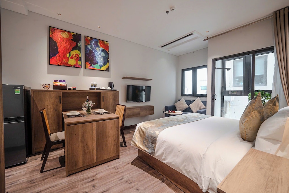 The Dream Suite 9/50