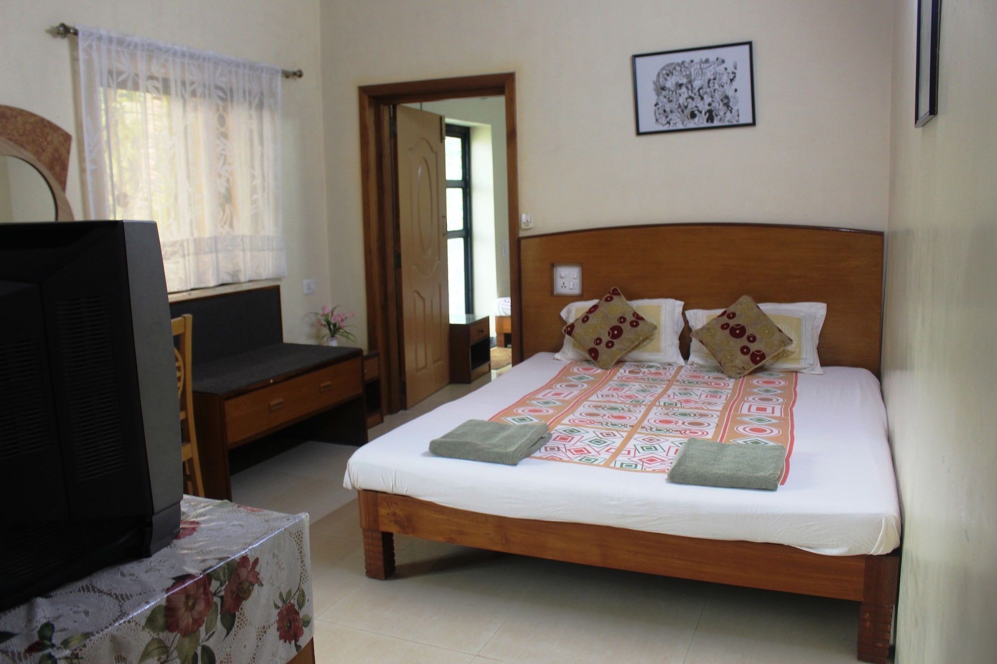 DELUXE, DOUBLE OR TWIN BED, TERRACE