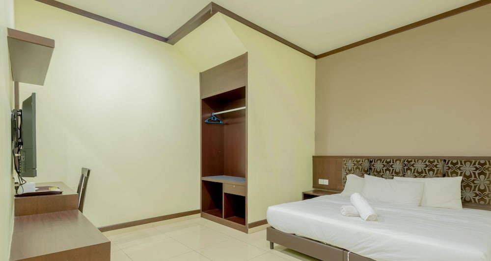 Kesang Laut Hotel 9/24
