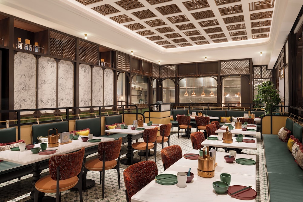 Shangri-La Fuzhou 44/62