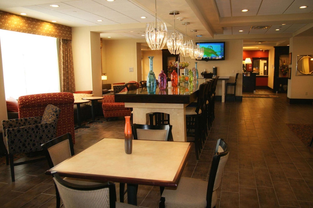 Hampton Inn Orange 39/50