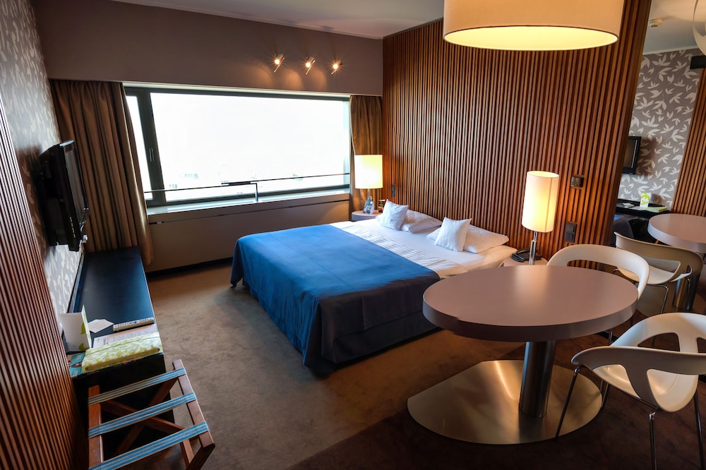 Hotel Yasmin 18/65