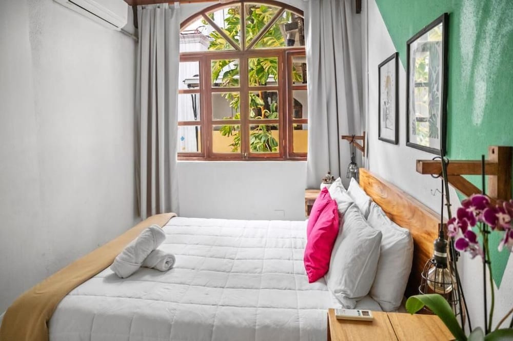 Compact, Queen Bed, Private Bathroom