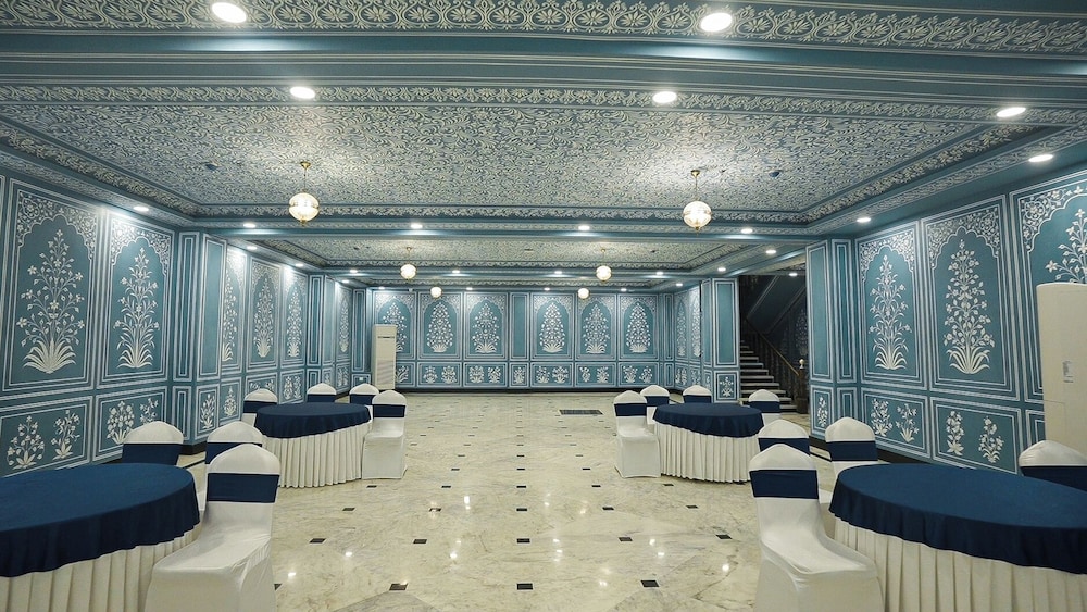 Umaid Haveli-A Heritage Style Hotel & Resort 30/66