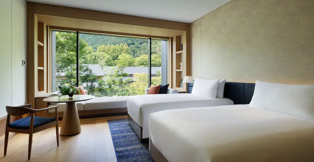 Premier, Deluxe, Twin Beds, Sofa